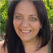 I'm an Argentinian English teacher ready to help you achieve your goals. I'm enthusiastic, respectful and have lots of different on line tools. Classes are 100% online